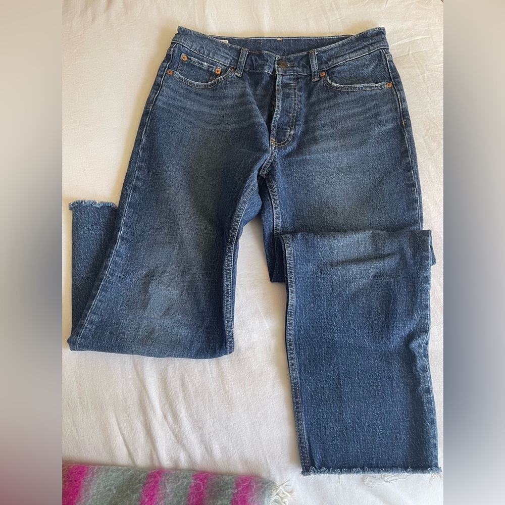 Gap jeans. Straight leg cropped raw hem. Timeless